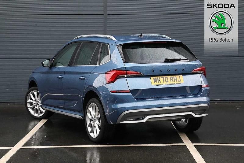 Used Skoda Kamiq SE L 110 HP (80 kW) 2020 Titan blue metallic SUV