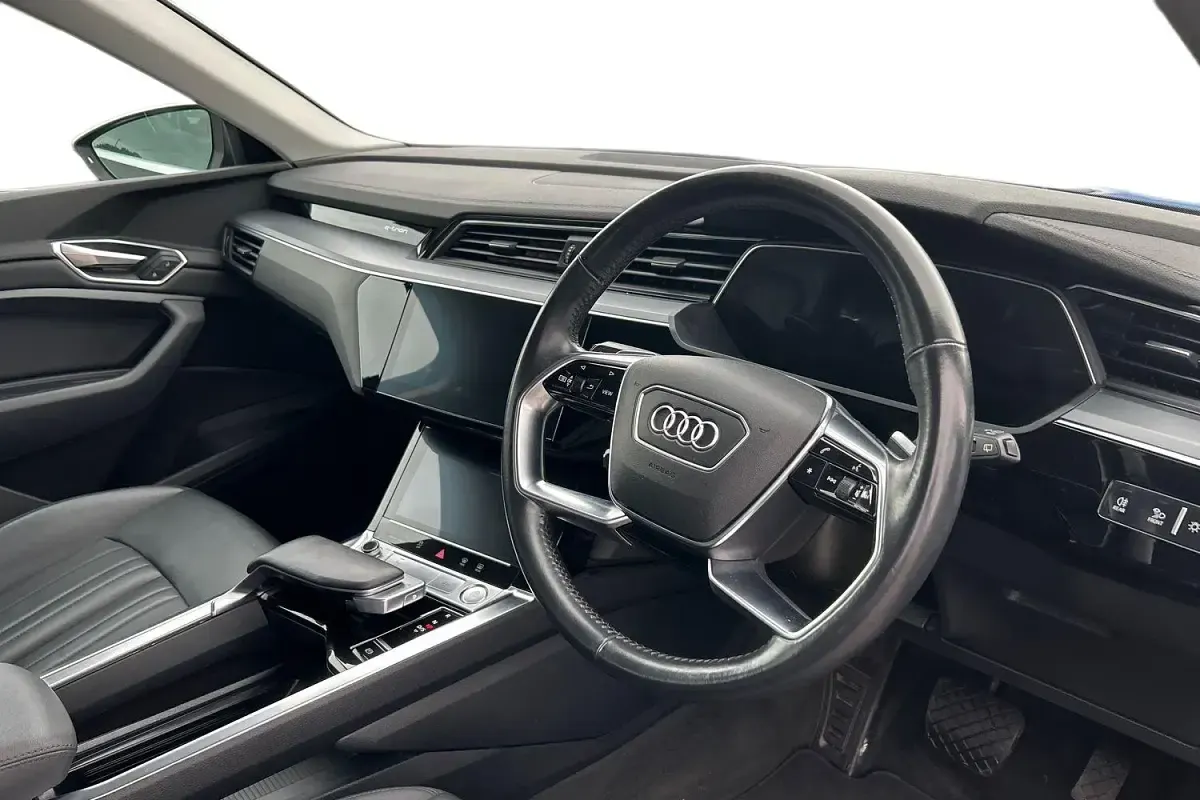 Used Audi e-tron Comfort 300 kW (408 HP) 2020 Black SUV