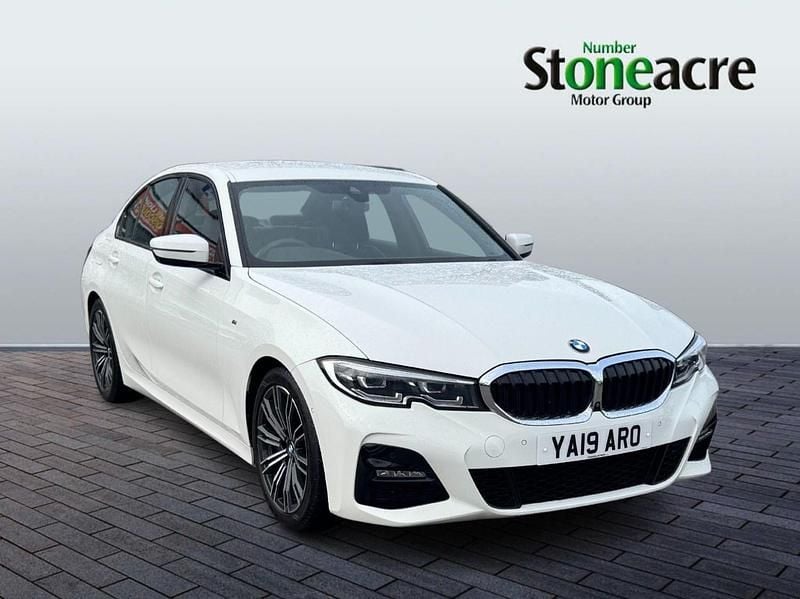 White Used 2019 BMW 330 M Sport Sedan | £20,338 (Fair price) - Image 1/4