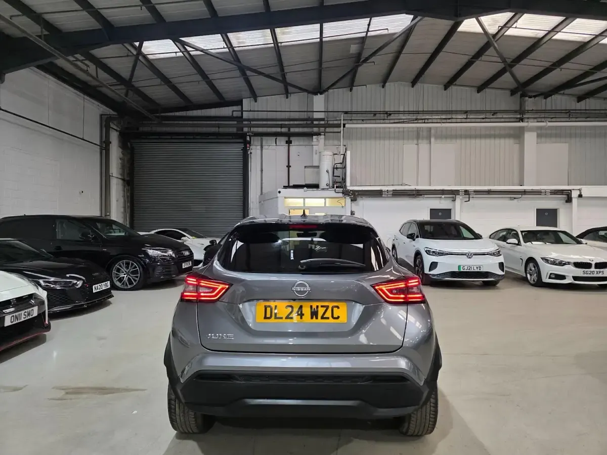 Second-hand Nissan Juke N-Connecta 2024 Gri SUV