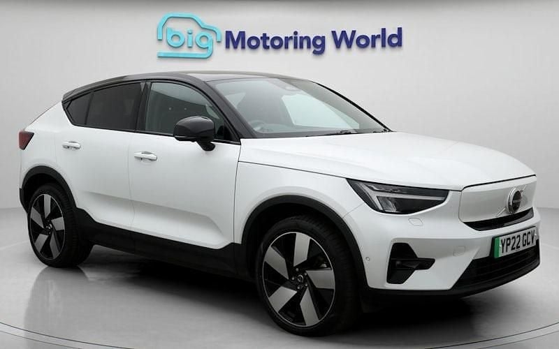 Used 2022 Volvo EC40 Pro SUV | £22,924 (Fair price) - Image 1/4