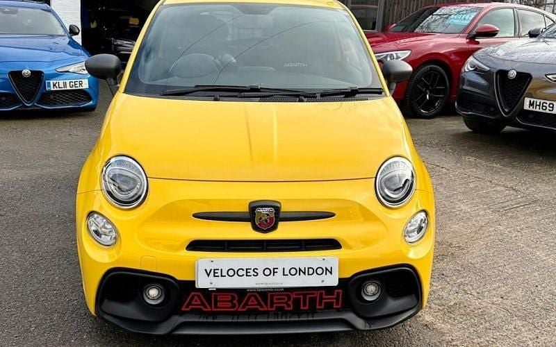 Used Abarth 595 Competizione 182 HP (133 kW) 2021 Yellow Hatchback