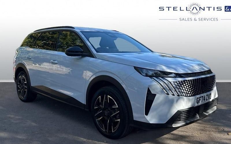 Used 2025 Peugeot 5008 Allure MPV | £27,369 (Fair price) - Image 1/4