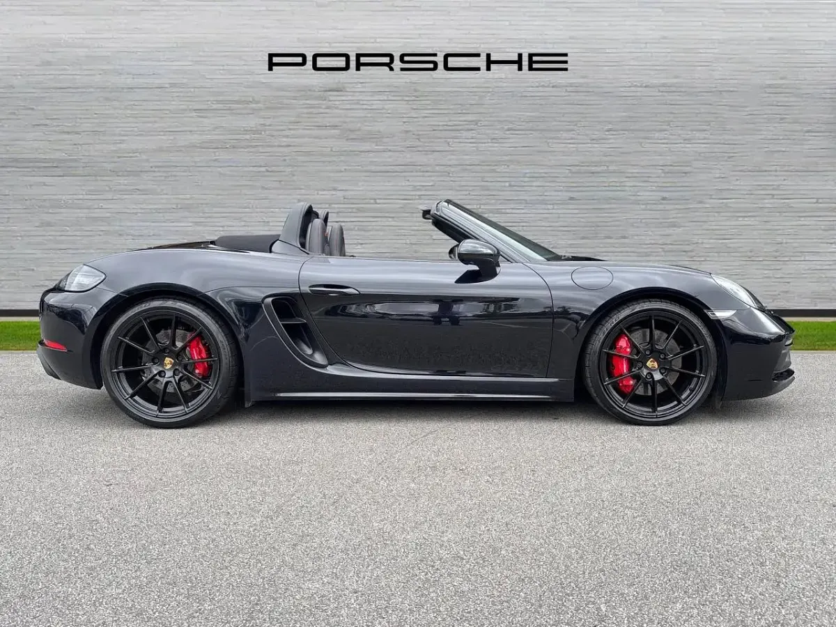 Used Porsche 718 2021 Jet black metallic Cabriolet
