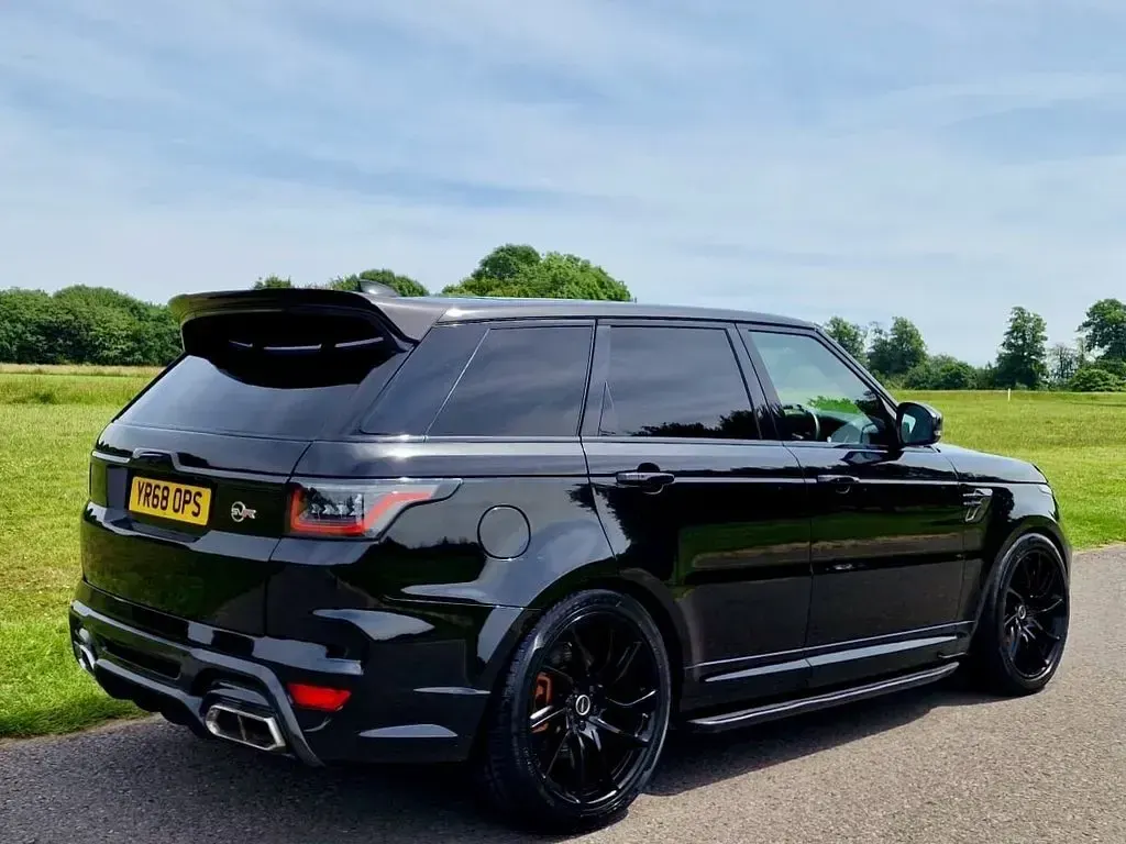 Used Land Rover Range Rover Sport SVR 575 HP (422 kW) 2018 Black SUV