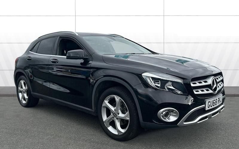 Used Mercedes GLA200 156 HP (114 kW) 2018 Black SUV