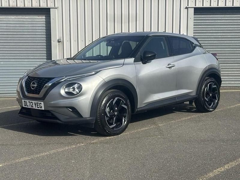 Used Nissan Juke N-Connecta 114 HP (83 kW) 2023 Silver SUV