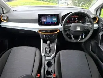 Used Seat Arona SE Technology 110 HP (80 kW) 2023 White SUV