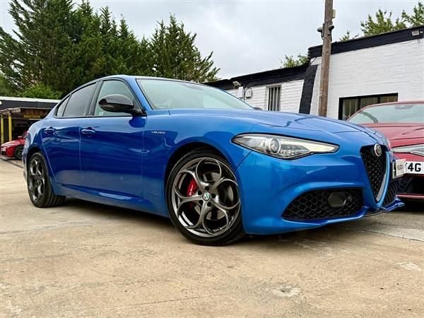 Blue Used 2022 Alfa Romeo Giulia Saloon Veloce Sedan | £26,995 (Fair price) - Image 1/4