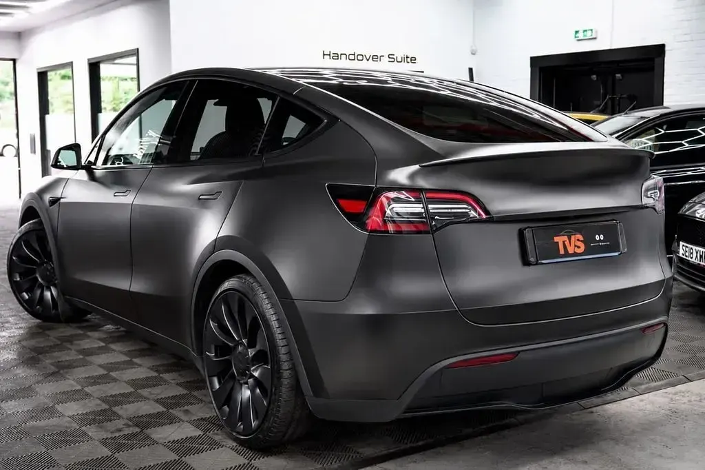 Used Tesla Model Y Performance 313 kW (426 HP) 2023 White SUV