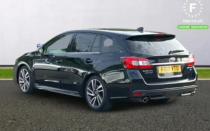Używany Subaru Levorg Sport 170 KM (125 kW) 2017 Czarny Kombi