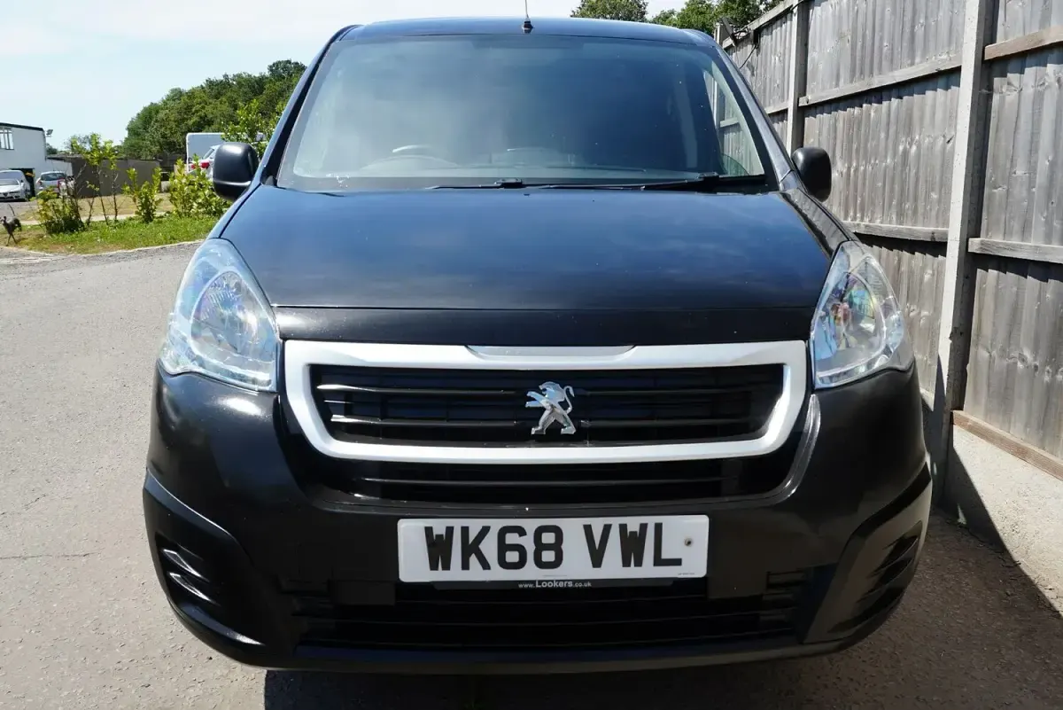 Used Peugeot Partner 2018 Black