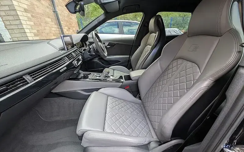 Used Audi S4 Comfort 354 HP (260 kW) 2018 Mythos black Estate