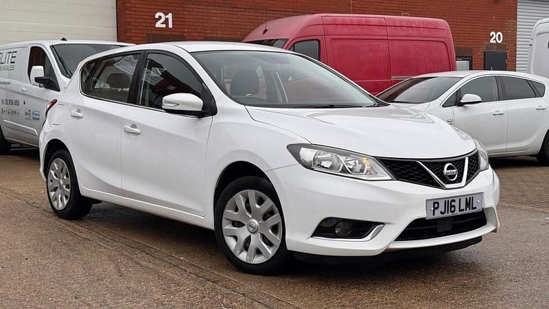 Used Nissan Pulsar Visia 2016 White Hatchback
