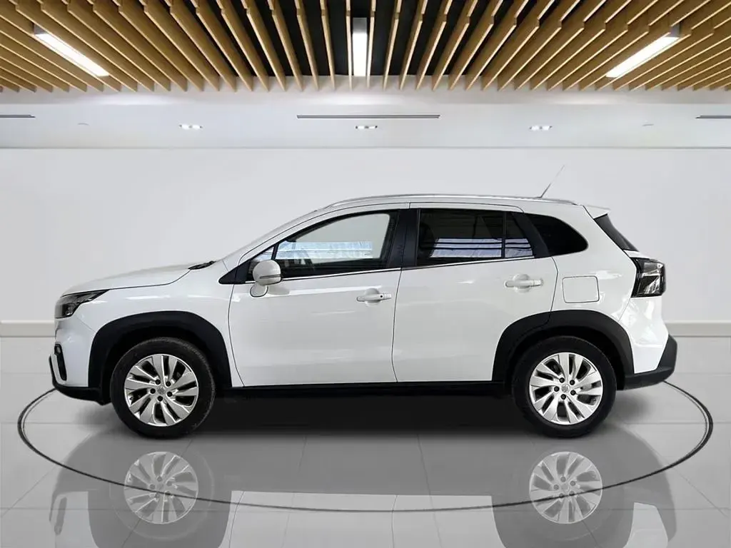 Used Suzuki SX4 S-Cross 129 HP (94 kW) 2023 White SUV