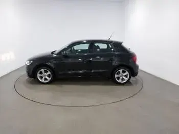 Używany Audi A1 Sport 95 KM (69 kW) 2016 Czarny Hatchback