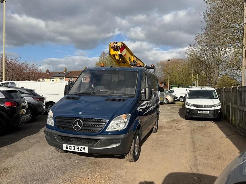 Begagnad Mercedes Sprinter 2013 Blå Van