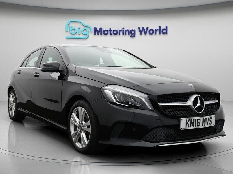 Black Used 2018 Mercedes A180 Premium Hatchback | £12,700 (Fair price) - Image 1/4