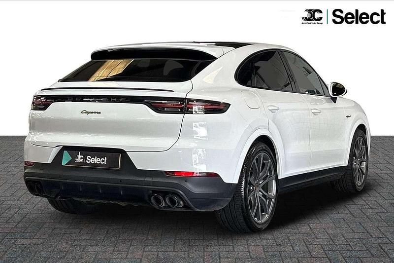Used Porsche Cayenne 464 HP (341 kW) 2022 White SUV