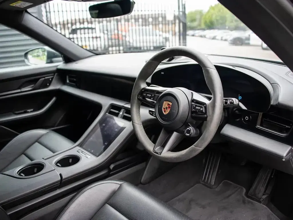 Used Porsche Taycan Sport Turismo 419 kW (571 HP) 2022 Grey Estate