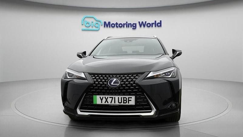 Used Lexus UX 300e 150 kW (204 HP) 2021 SUV