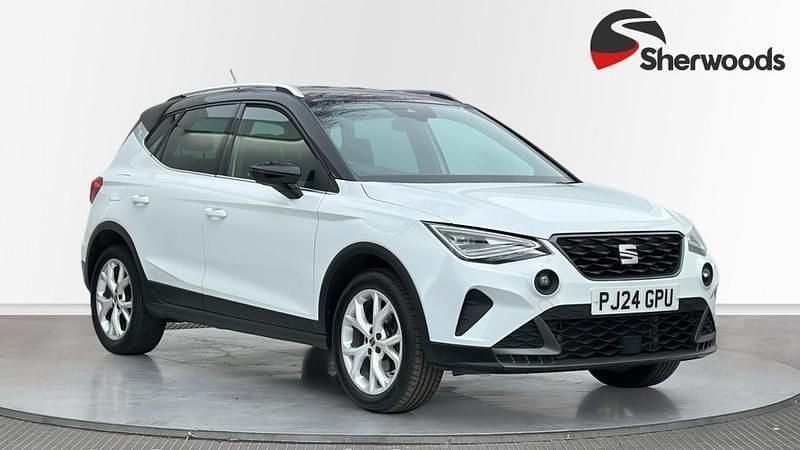 Used Seat Arona FR 150 HP (110 kW) 2024 White SUV