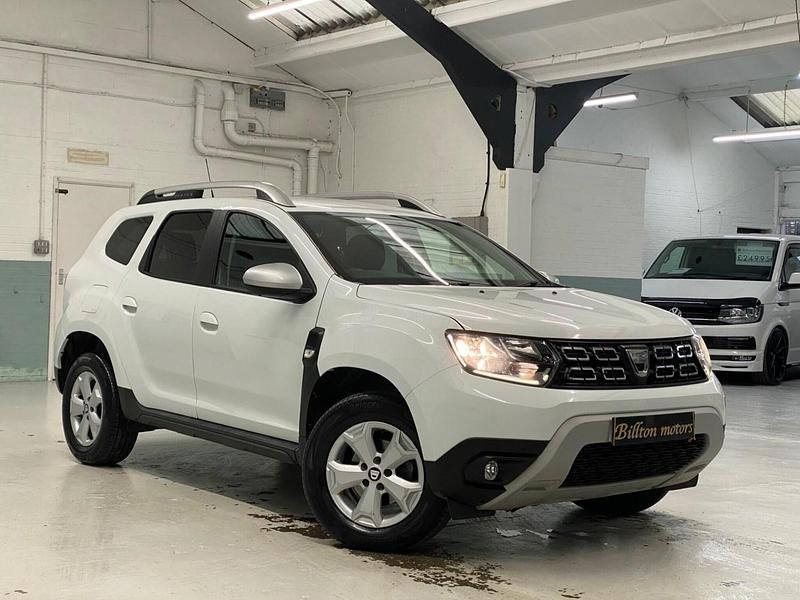 Used Dacia Duster Comfort 115 HP (84 kW) 2021 White SUV