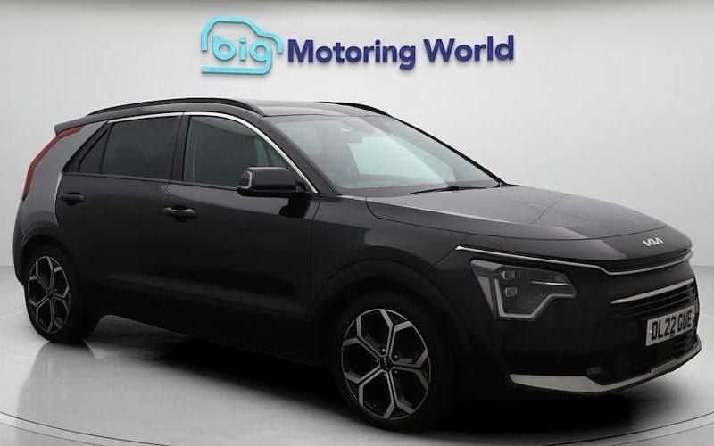 Used 2024 Kia Niro 4 SUV | £19,100 (Super price) - Image 1/4