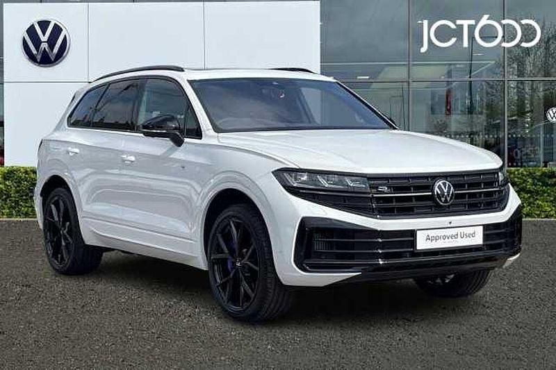 Used 2025 VW Touareg SUV | £64,244 - Image 1/4