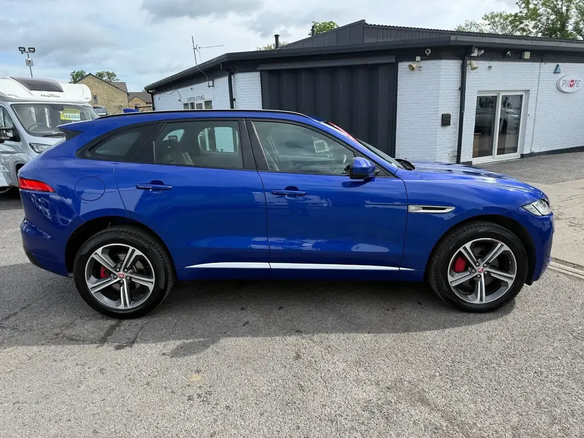 Used Jaguar F-Pace Supercharged 2018 Blue SUV