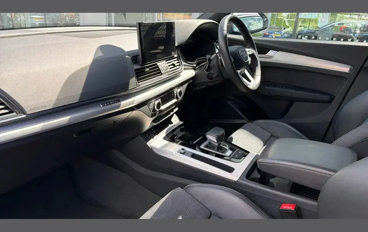 Used Audi Q5 S-Line 204 HP (150 kW) 2023 Black SUV