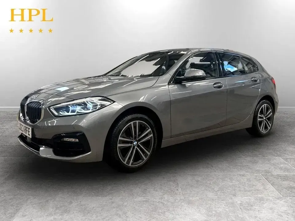Used BMW 118 Sport Line 136 HP (100 kW) 2023 Grey Hatchback