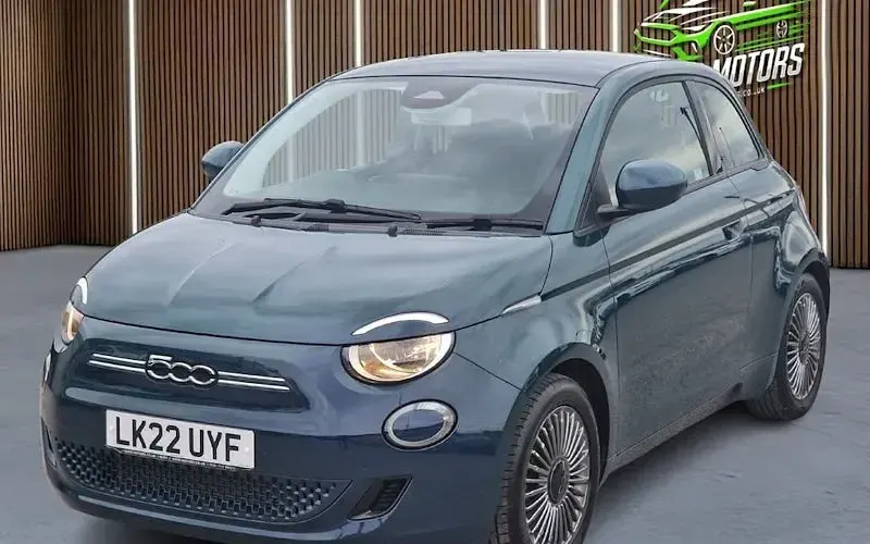 Gebraucht Fiat 500e Icon 86 kW (118 PS) 2022 Grün Kleinwagen