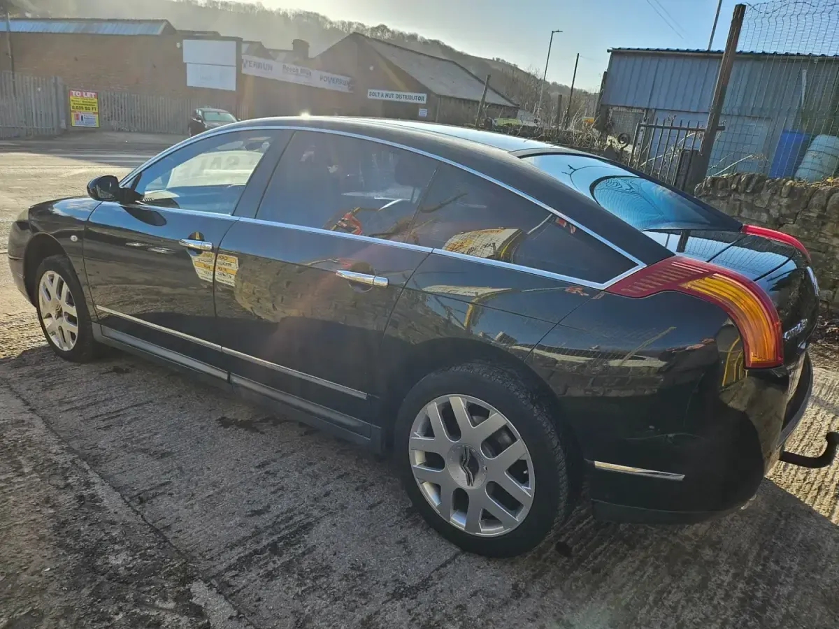 Usado Citroën C6 204 CV (150 kW) 2008 Negro Berlina