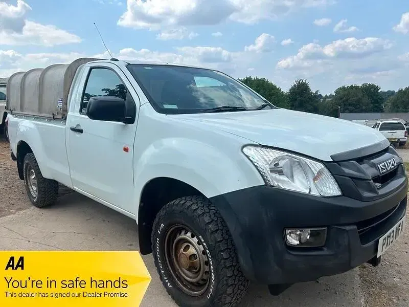 Used Isuzu D-Max 2013 White Pickup
