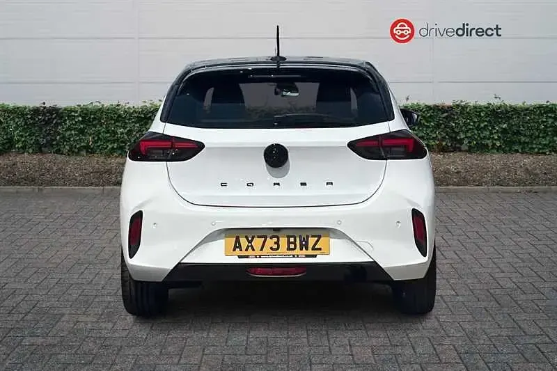 Second-hand Vauxhall Corsa 75 CP (55 kW) 2023 Alb Hatchback