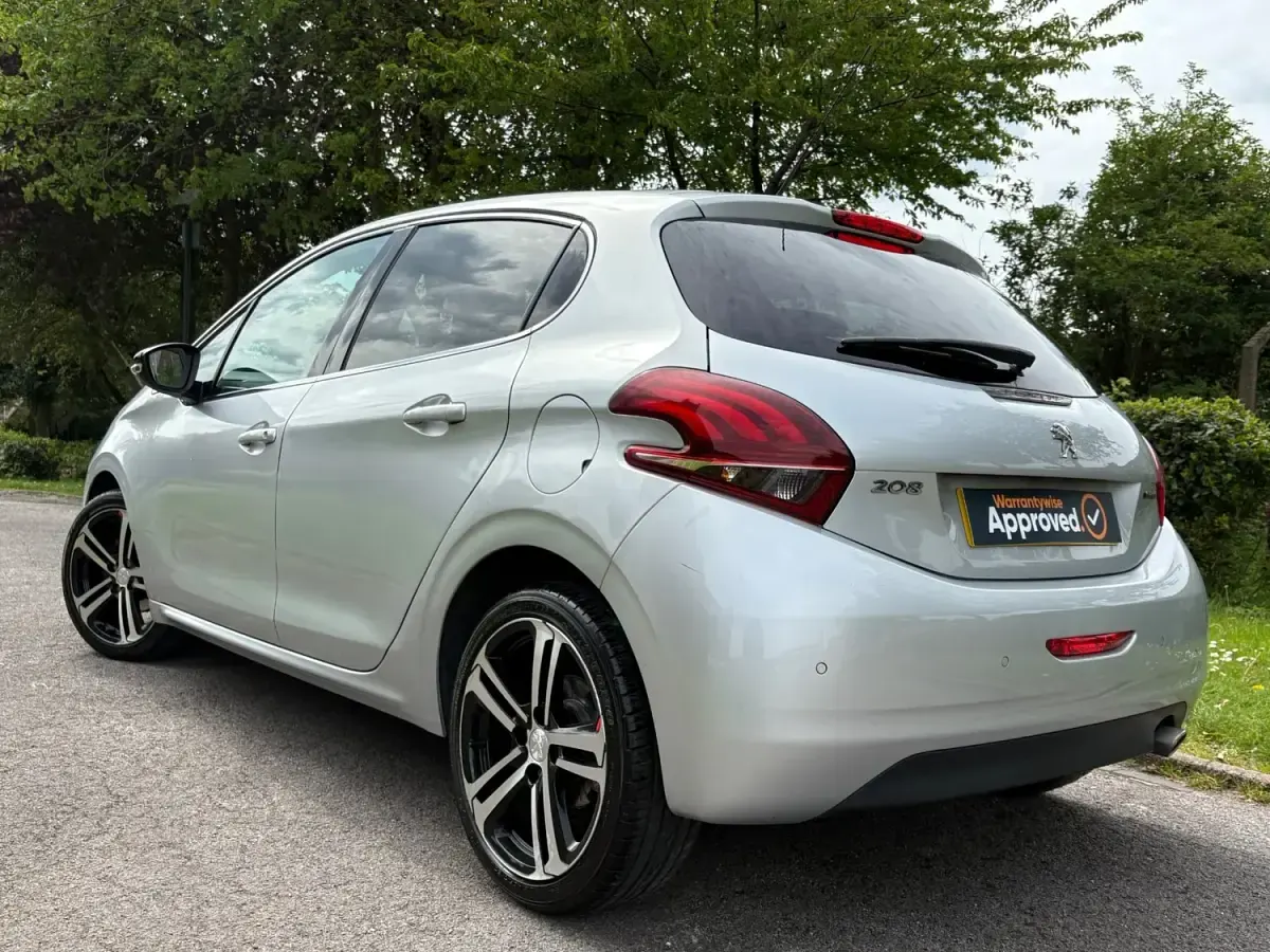 Gebraucht Peugeot 208 GT-line 2018 Silber Kleinwagen