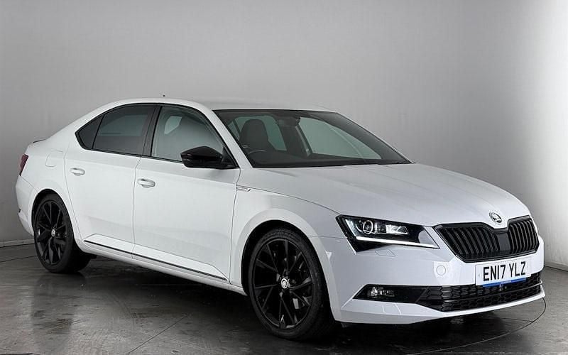 Used 2018 Skoda Superb SportLine Hatchback | £13,400 (Super price) - Image 1/3