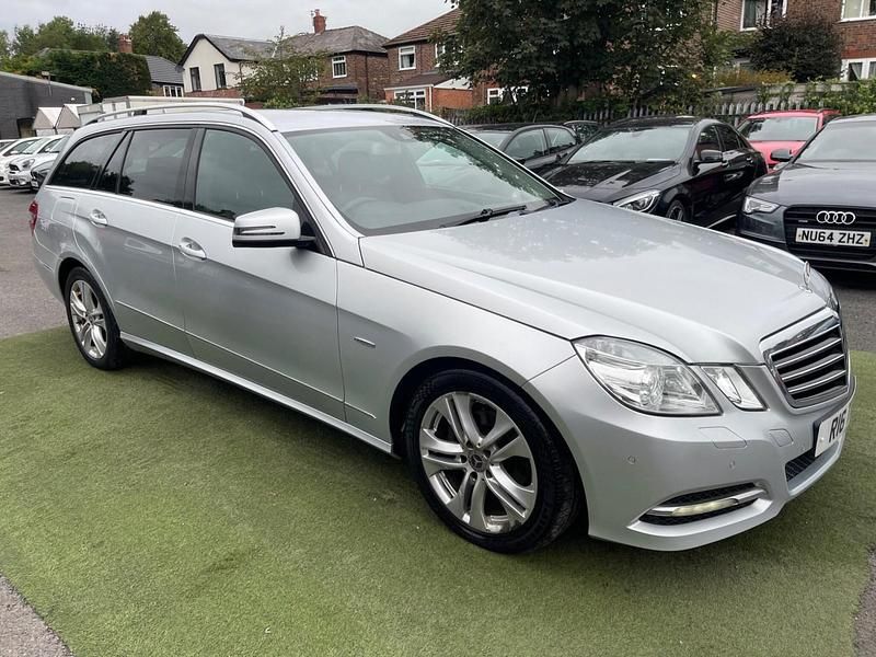 Silver Used 2011 Mercedes E220 Avantgarde Estate | £5,500 (A bit pricey) - Image 1/4