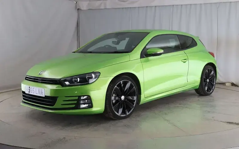 Used VW Scirocco R-line 184 HP (135 kW) 2016 Green Coupe
