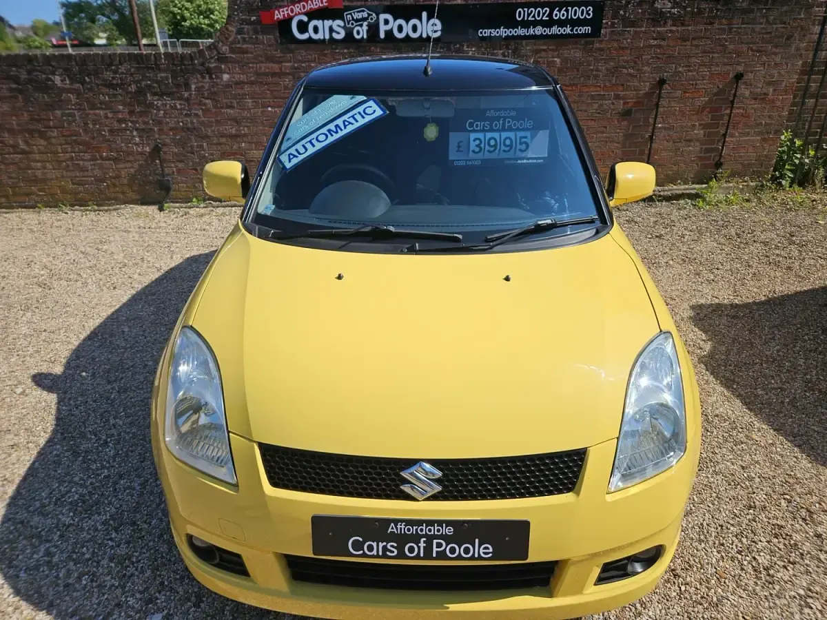Used Suzuki Swift GLX 102 HP (75 kW) 2006 Yellow Hatchback