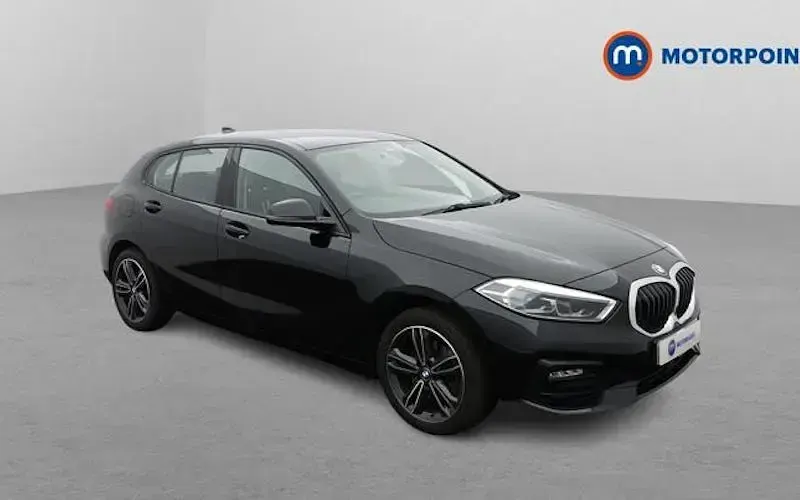 Used BMW 118 Sport Line 140 HP (102 kW) 2020 Hatchback