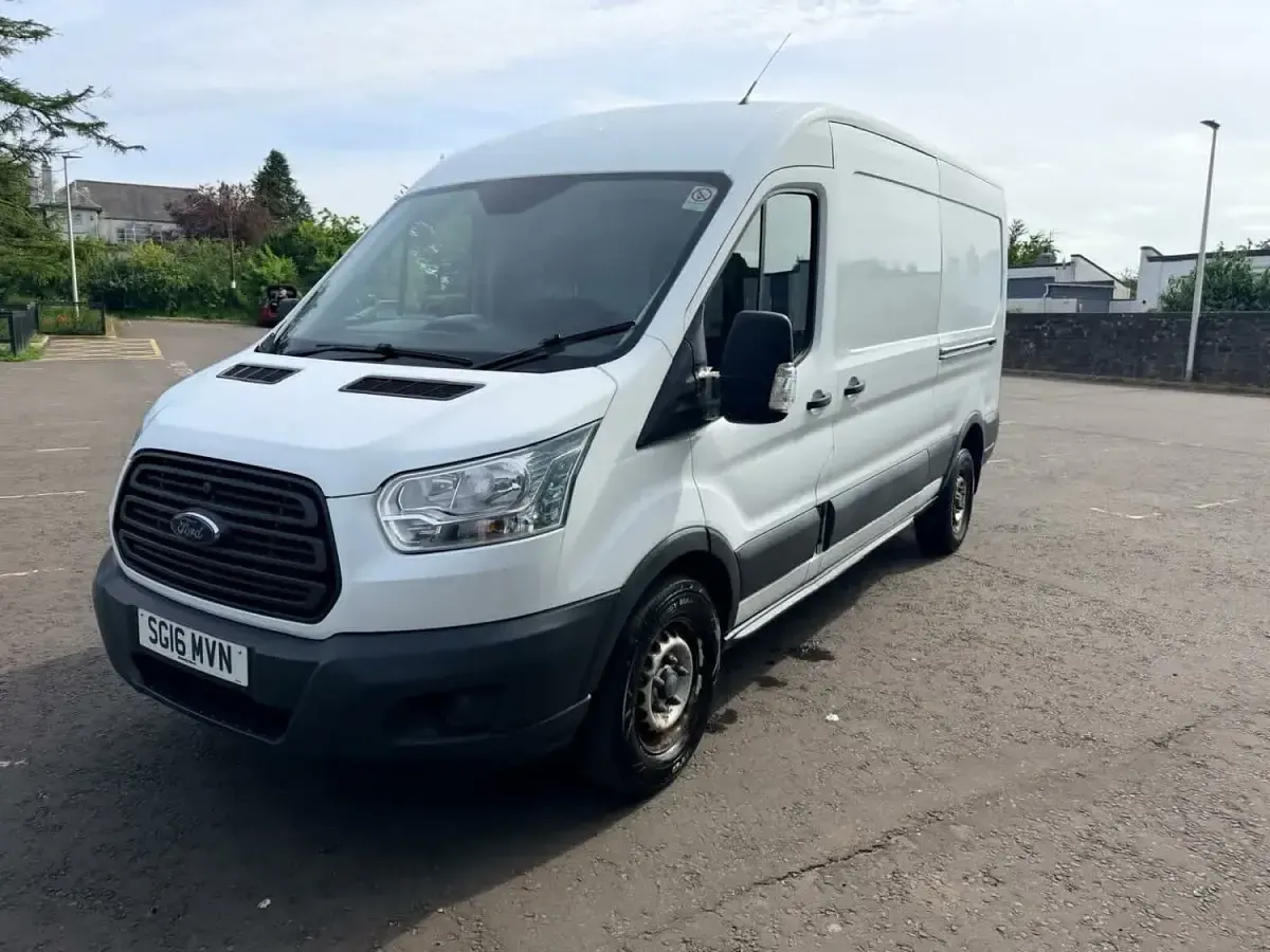 Used Ford Transit 100 HP (73 kW) 2016 White Van