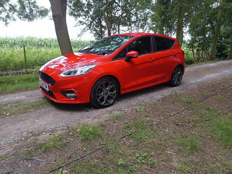 Used Ford Fiesta ST-Line 100 HP (73 kW) 2019 Red Hatchback