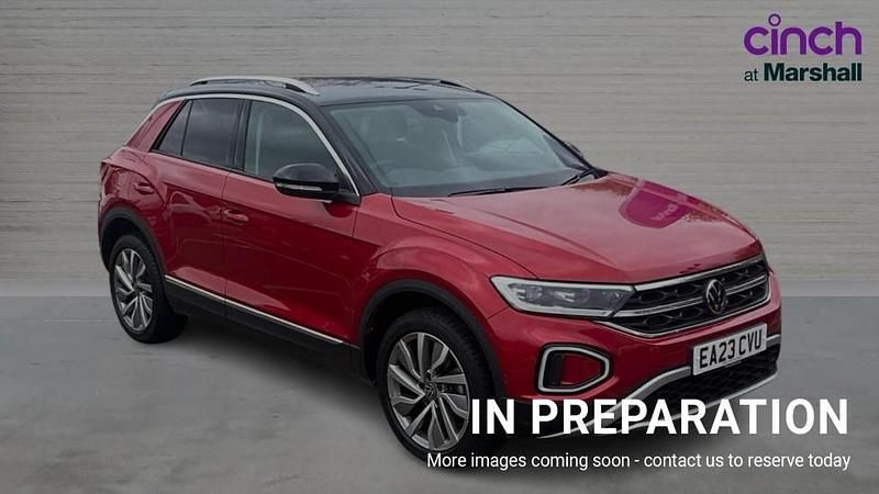 Used VW T-Roc Style 150 HP (110 kW) 2023 Kings red SUV