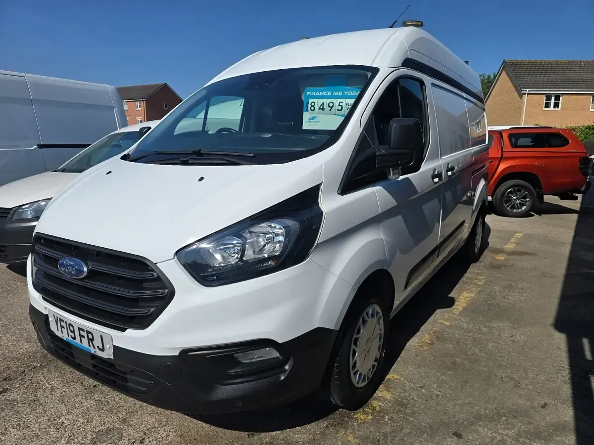 Used Ford Transit Custom 130 HP (95 kW) 2019 White Van