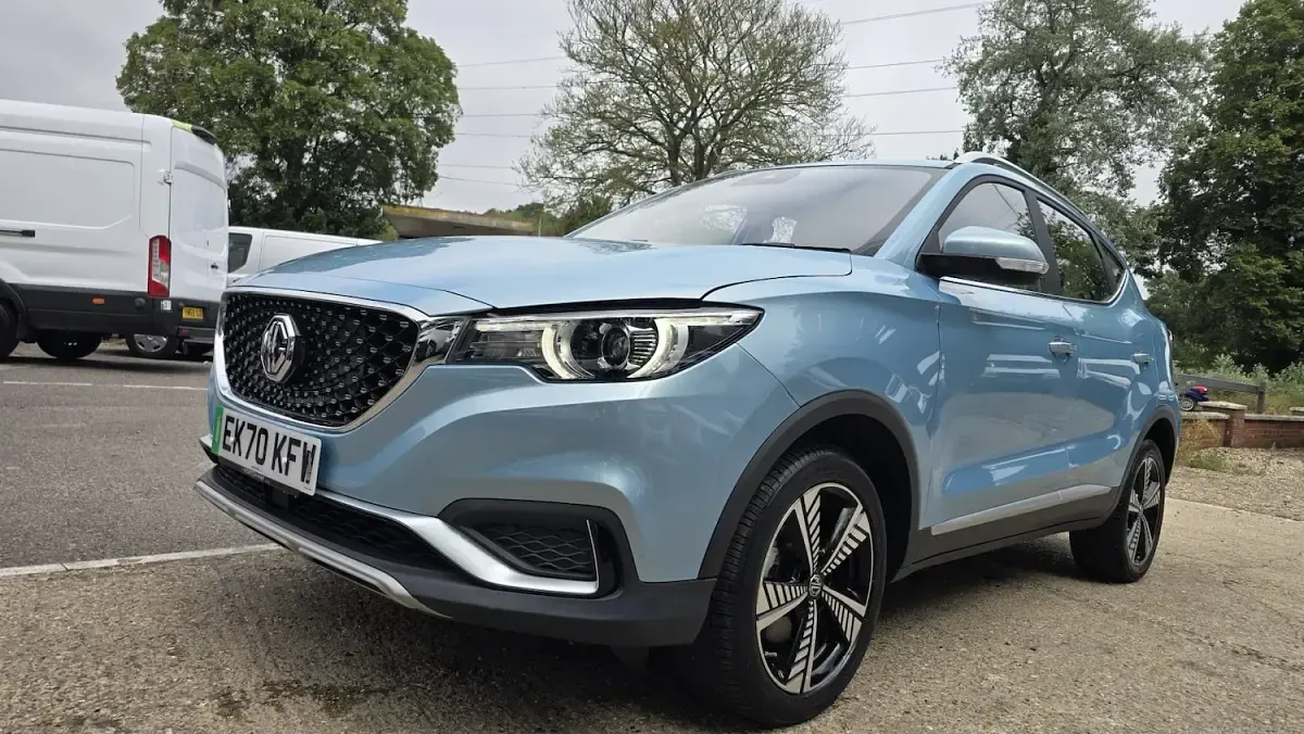 Used MG ZS Exclusive 105 kW (143 HP) 2020 Blue SUV