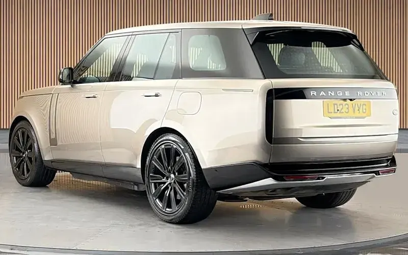 Used Land Rover Range Rover HSE 441 HP (324 kW) 2023 Batumi gold SUV