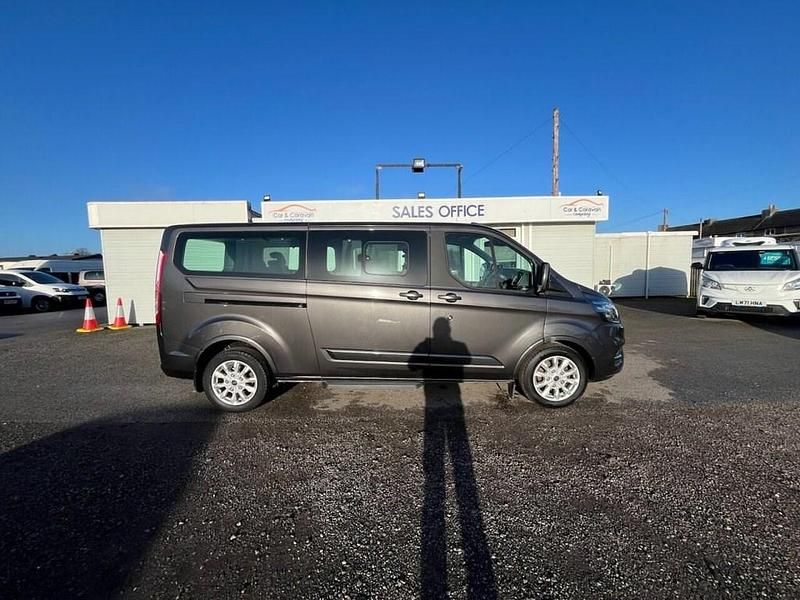 Used Ford Tourneo Custom Titanium 130 HP (95 kW) 2022 Grey Van