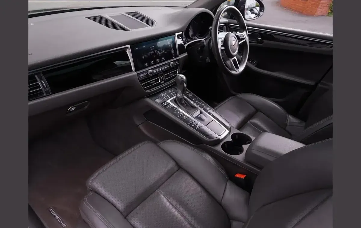 Used Porsche Macan 348 HP (255 kW) 2019 Grey SUV